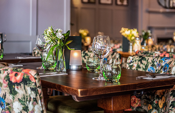 theangelhighgate-groupbookings-img-business.jpg